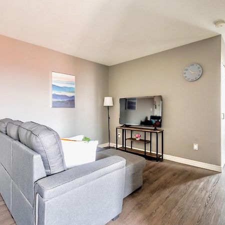 Newly Renovated 2Br Unit In Glenview West Appartement Hamilton Buitenkant foto