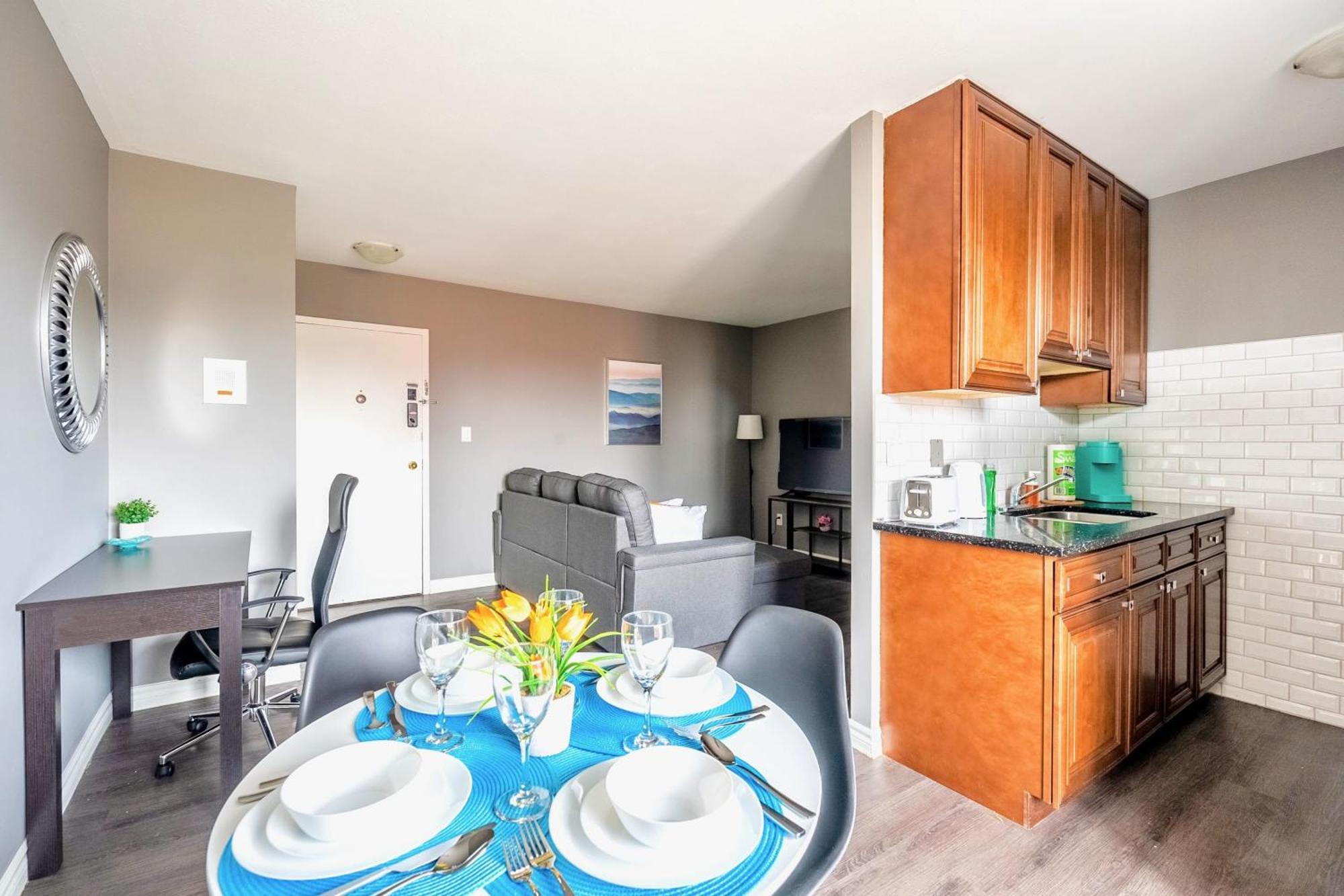 Newly Renovated 2Br Unit In Glenview West Appartement Hamilton Buitenkant foto