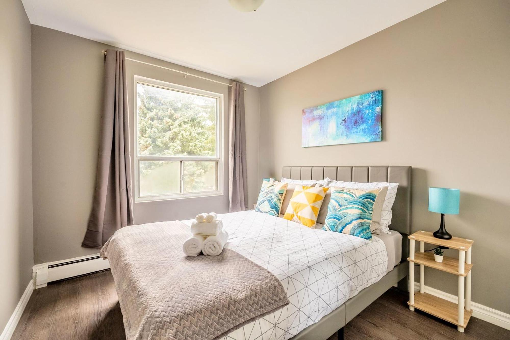 Newly Renovated 2Br Unit In Glenview West Appartement Hamilton Buitenkant foto